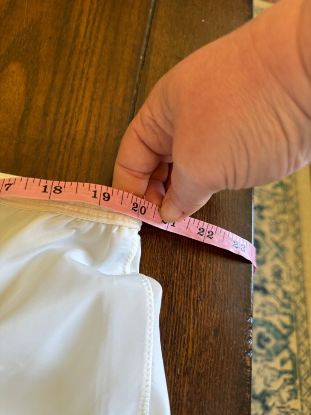 Vintage Skirt Slip Ivory Eyelet Embroidery Hem Side Slit Knee Length Size M/L - Picture 5 of 7